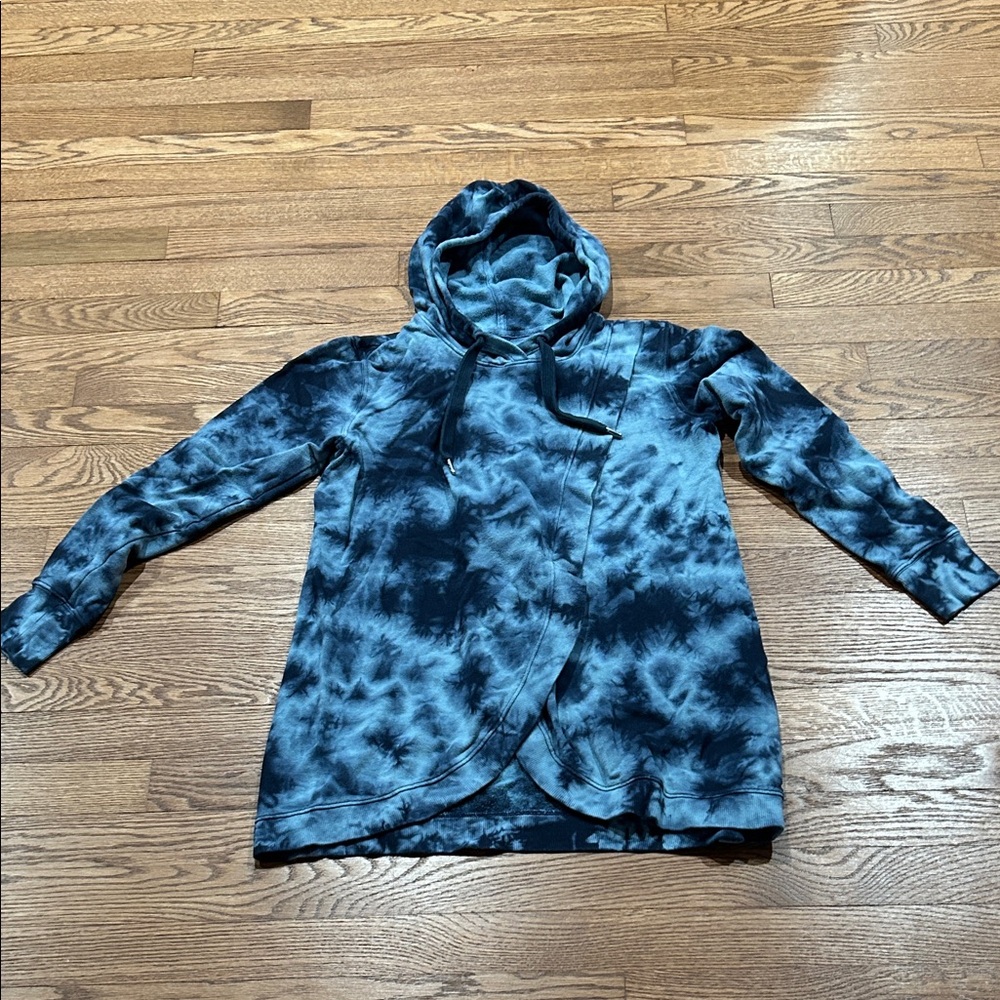 Old Navy Women's Maternity Blue Tie-Dye Hooded Pullover